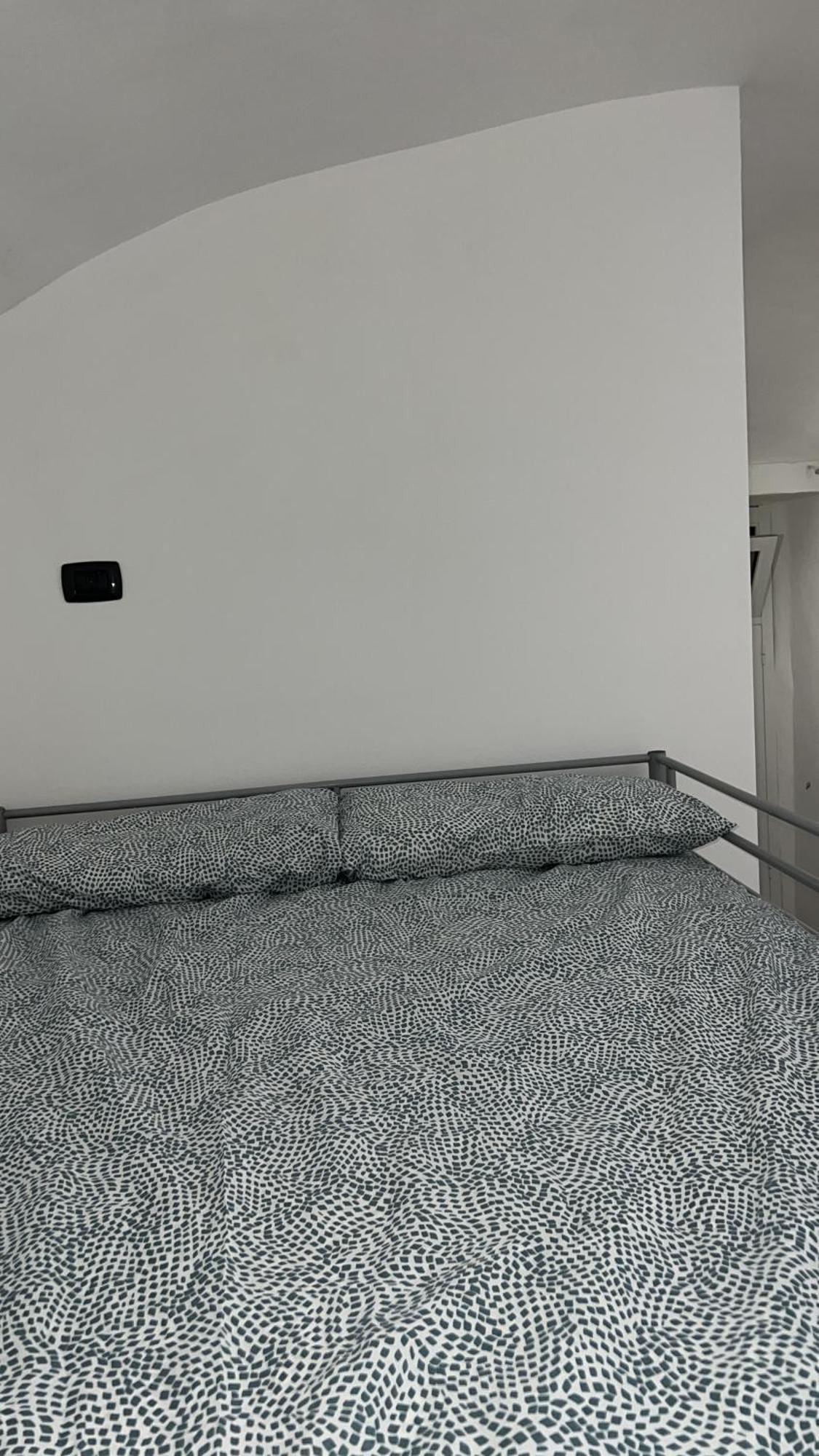 Apartament Bed2Go Brescia Turyn Zewnętrze zdjęcie