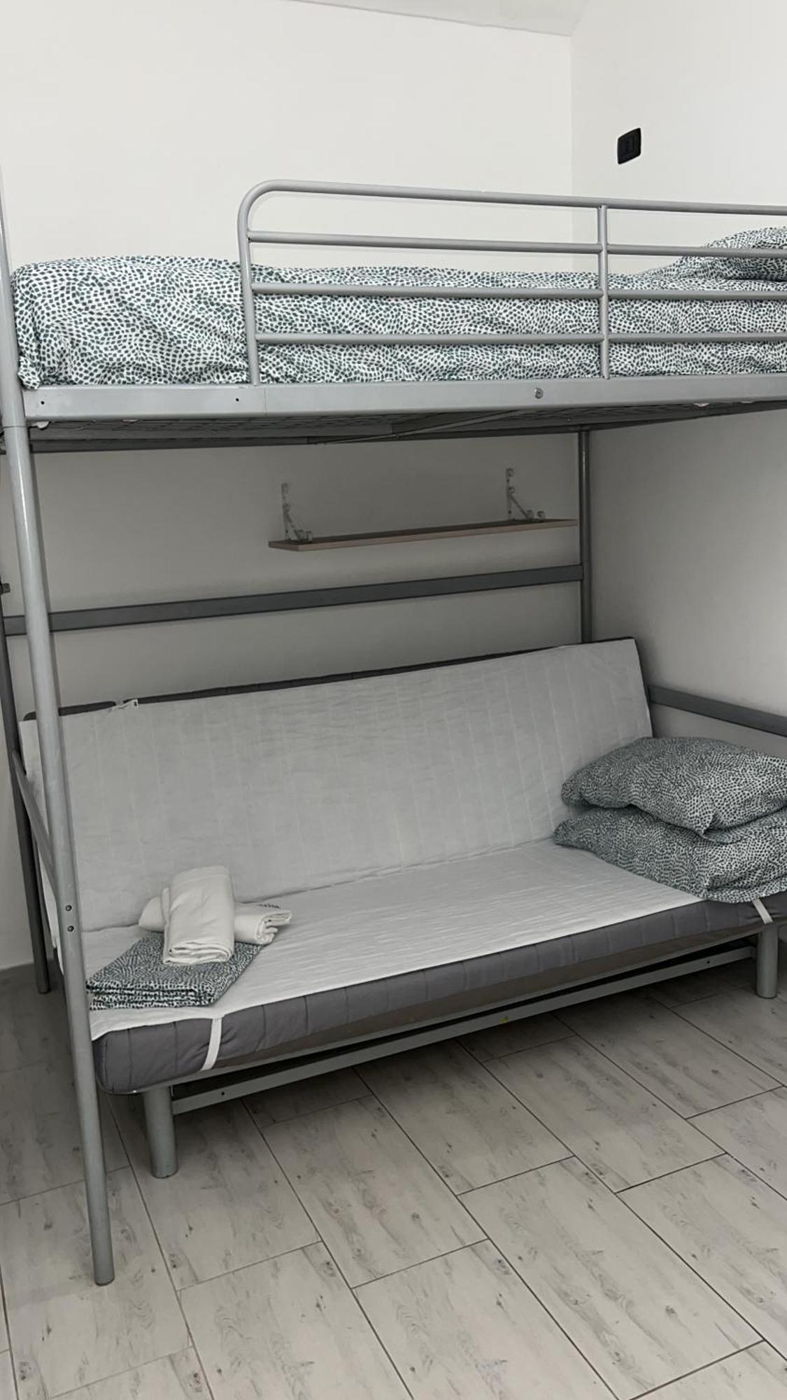 Apartament Bed2Go Brescia Turyn Zewnętrze zdjęcie